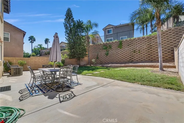 5729 Mapleview Drive, Jurupa Valley, California 92509