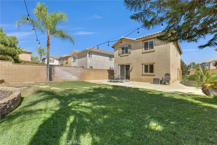 5729 Mapleview Drive, Jurupa Valley, California 92509