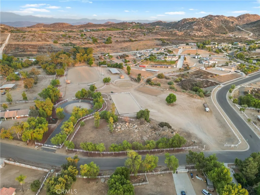 17844 Copper Queen Ln., Perris, California 92570 home-pic-54