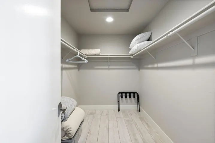 44-web-or-mls-LFTorrey_OPMG_0925_044