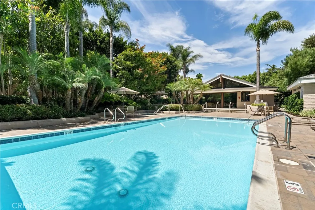 1117 Granville Drive, Newport Beach, California 92660 home-pic-37