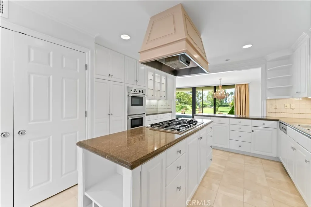 1117 Granville Drive, Newport Beach, California 92660 home-pic-6
