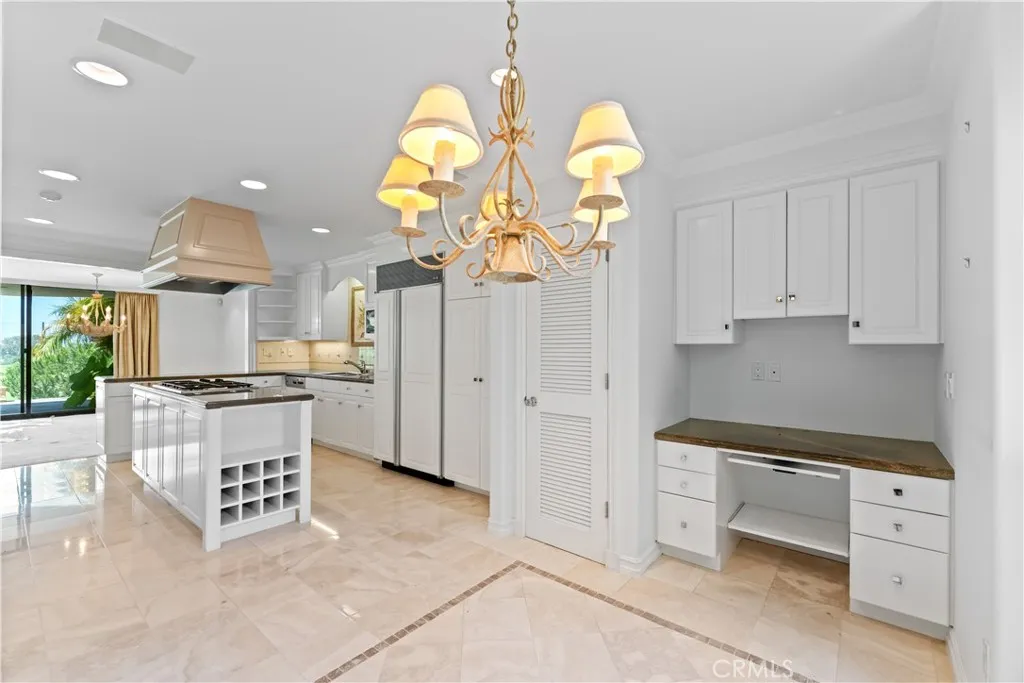 1117 Granville Drive, Newport Beach, California 92660 home-pic-3