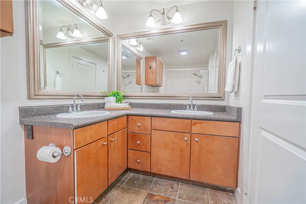 24585 Town Center Drive 4304, Valencia, California 91355 home-pic-14