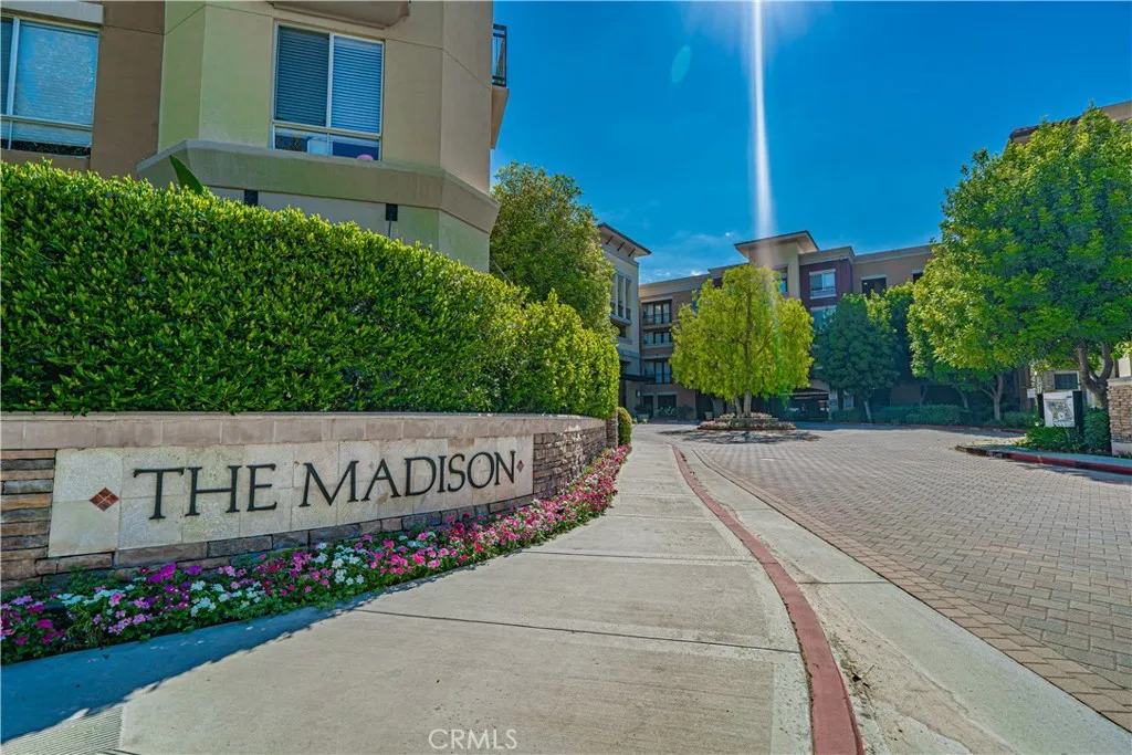 24585 Town Center Drive 4304, Valencia, California 91355 home-pic-24