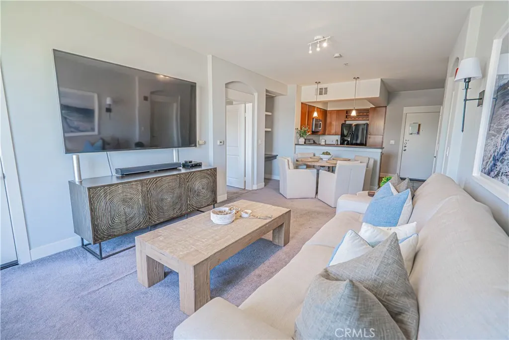 24585 Town Center Drive 4304, Valencia, California 91355 home-pic-11