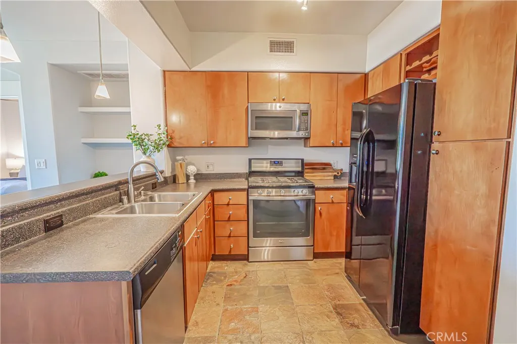 24585 Town Center Drive 4304, Valencia, California 91355 home-pic-4