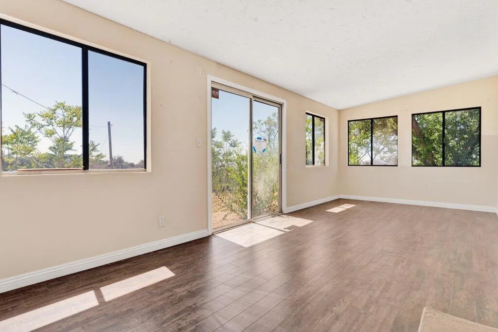 37625 Cruces Dr, Warner Springs, California 92086 home-pic-6