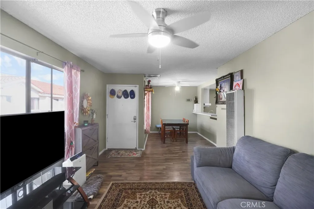 21913 Belshire Ave 16, Hawaiian Gardens, California 90716 home-pic-15