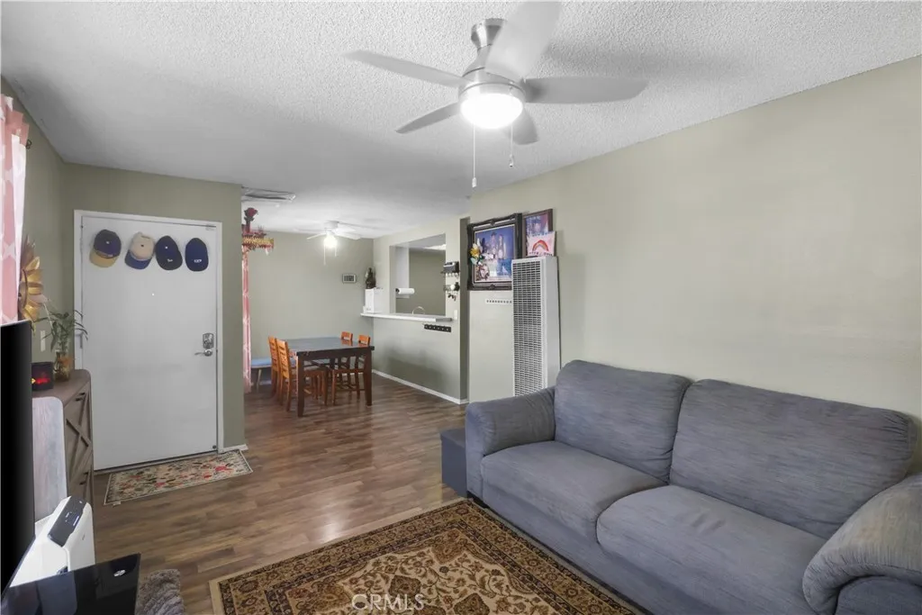 21913 Belshire Ave 16, Hawaiian Gardens, California 90716 home-pic-16