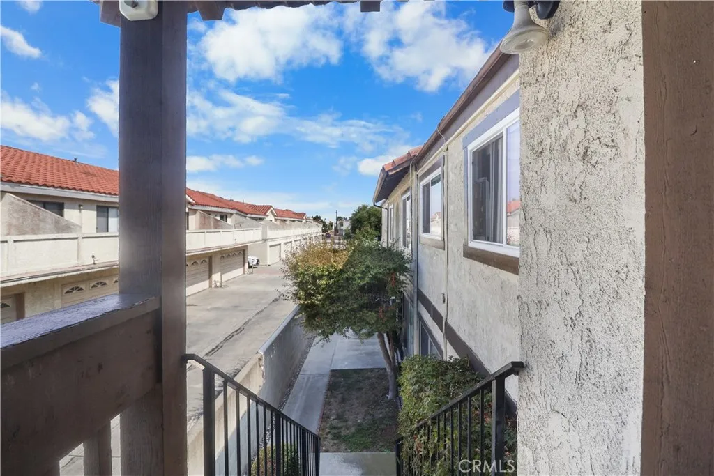 21913 Belshire Ave 16, Hawaiian Gardens, California 90716 home-pic-17