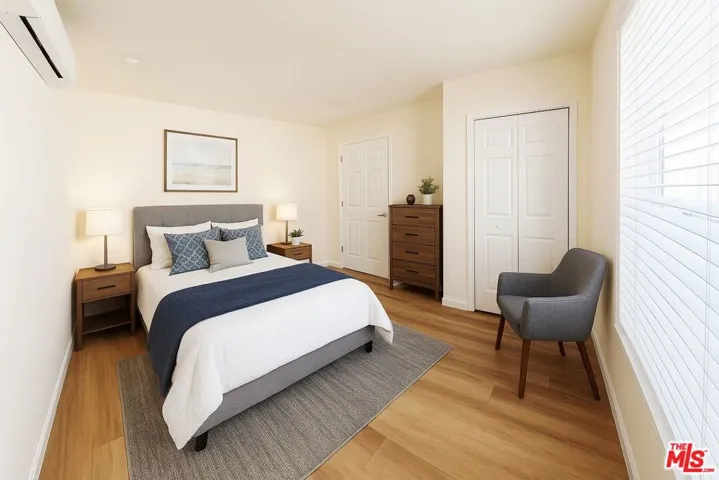 1120 W 87th Street, Los Angeles, California 90044