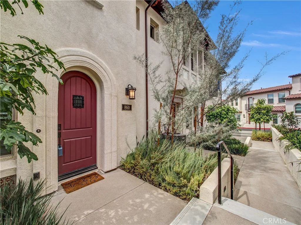 860 Francesca Drive, Walnut, California 91789 home-pic-1