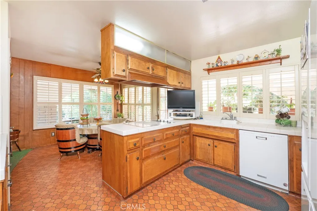 5315 Gaymore Circle, La Verne, California 91750 home-pic-29