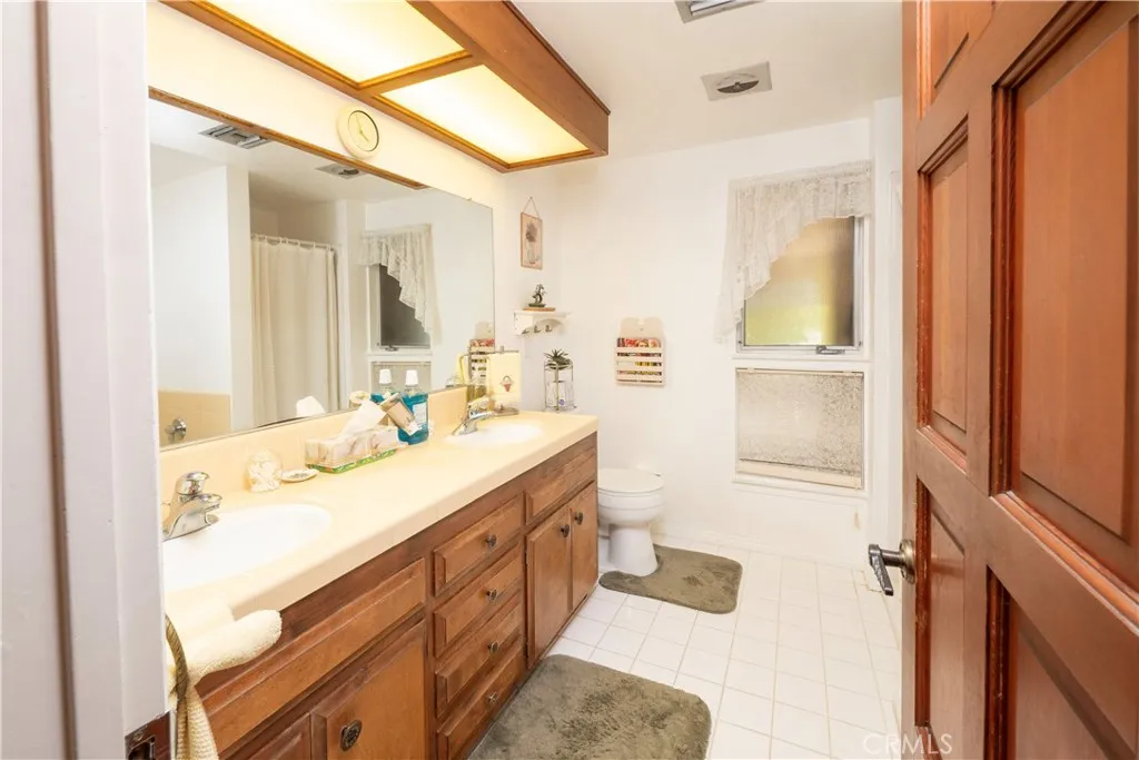 5315 Gaymore Circle, La Verne, California 91750 home-pic-48