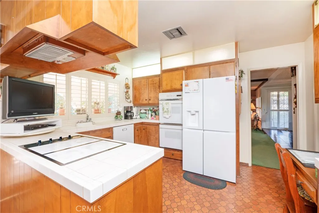 5315 Gaymore Circle, La Verne, California 91750 home-pic-28