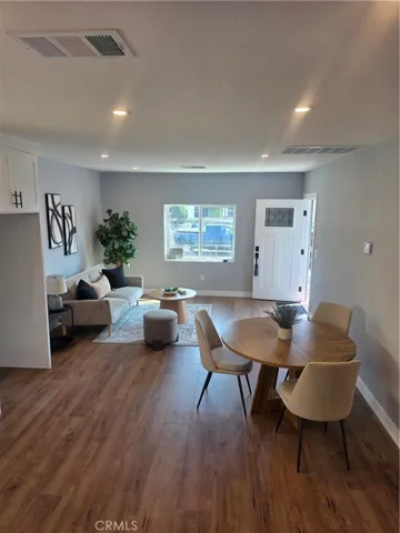 427 E 61st, Los Angeles, California 90003