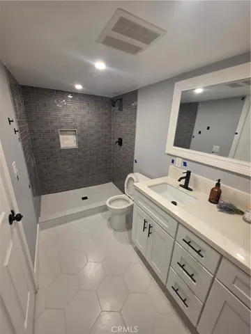 427 E 61st, Los Angeles, California 90003