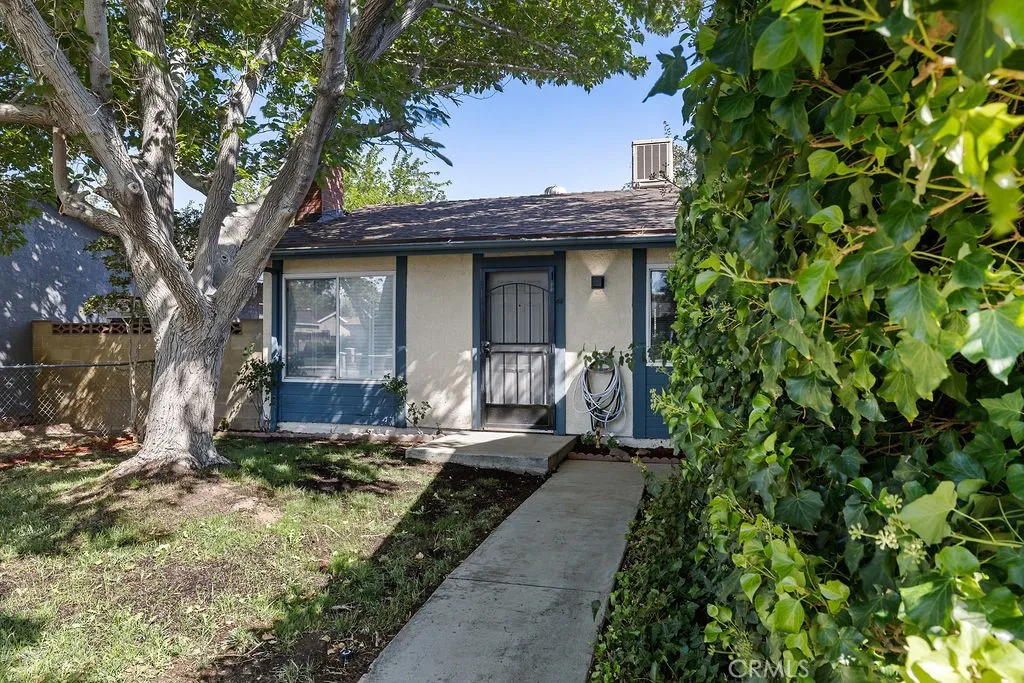 2229 W Avenue K14, Lancaster, California 93536 home-pic-7