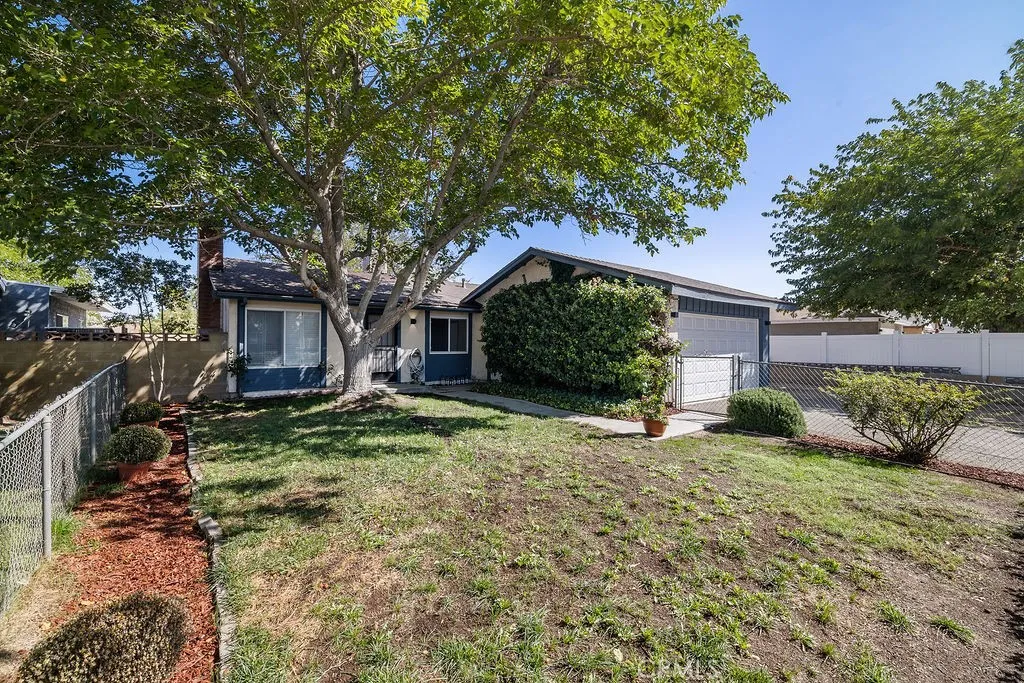 2229 W Avenue K14, Lancaster, California 93536 home-pic-6