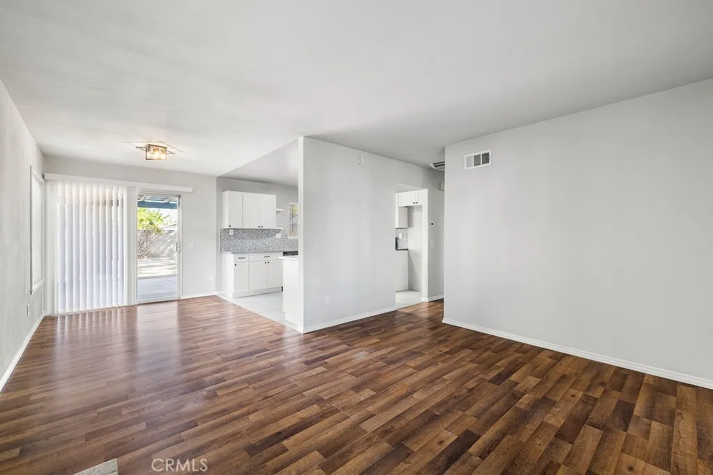2229 W Avenue K14, Lancaster, California 93536 home-pic-14