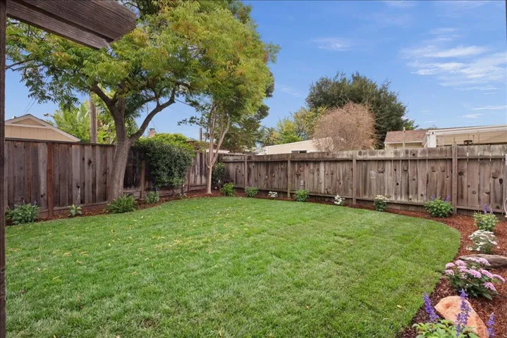 1059 Nilda Avenue, Mountain View, California 94040