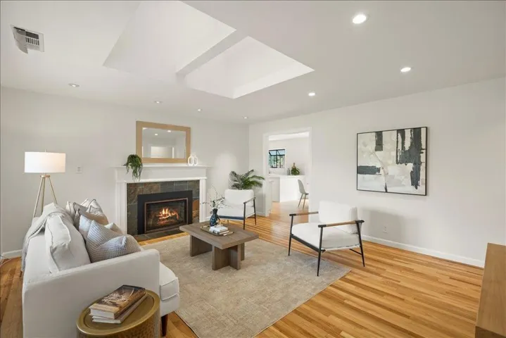 1059 Nilda Avenue, Mountain View, California 94040