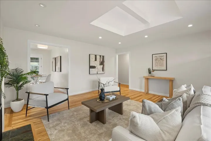1059 Nilda Avenue, Mountain View, California 94040