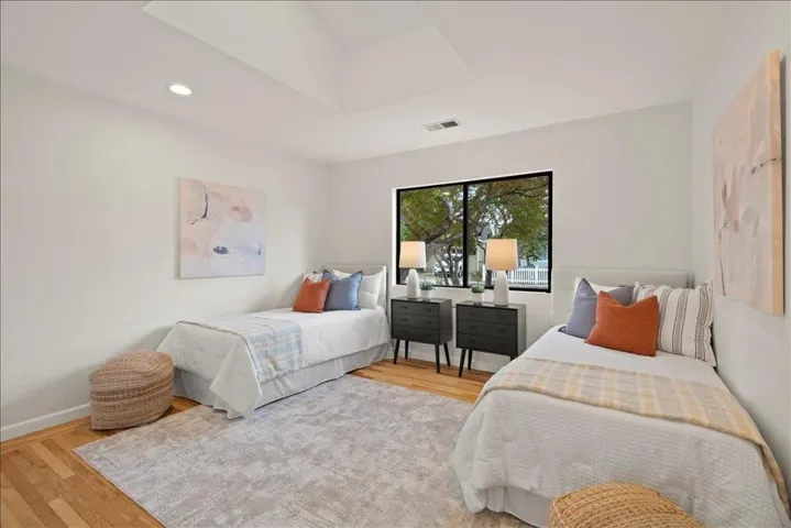 1059 Nilda Avenue, Mountain View, California 94040
