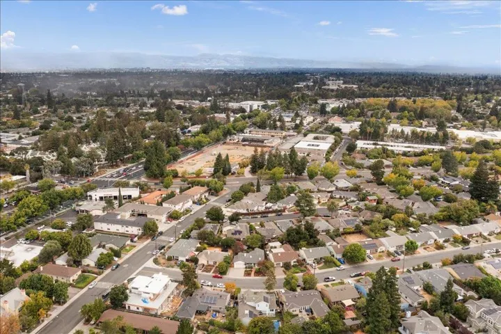 1059 Nilda Avenue, Mountain View, California 94040