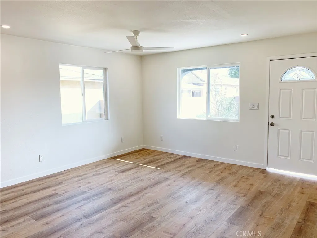 11835 Gale Ave, Hawthorne, California 90250 home-pic-37