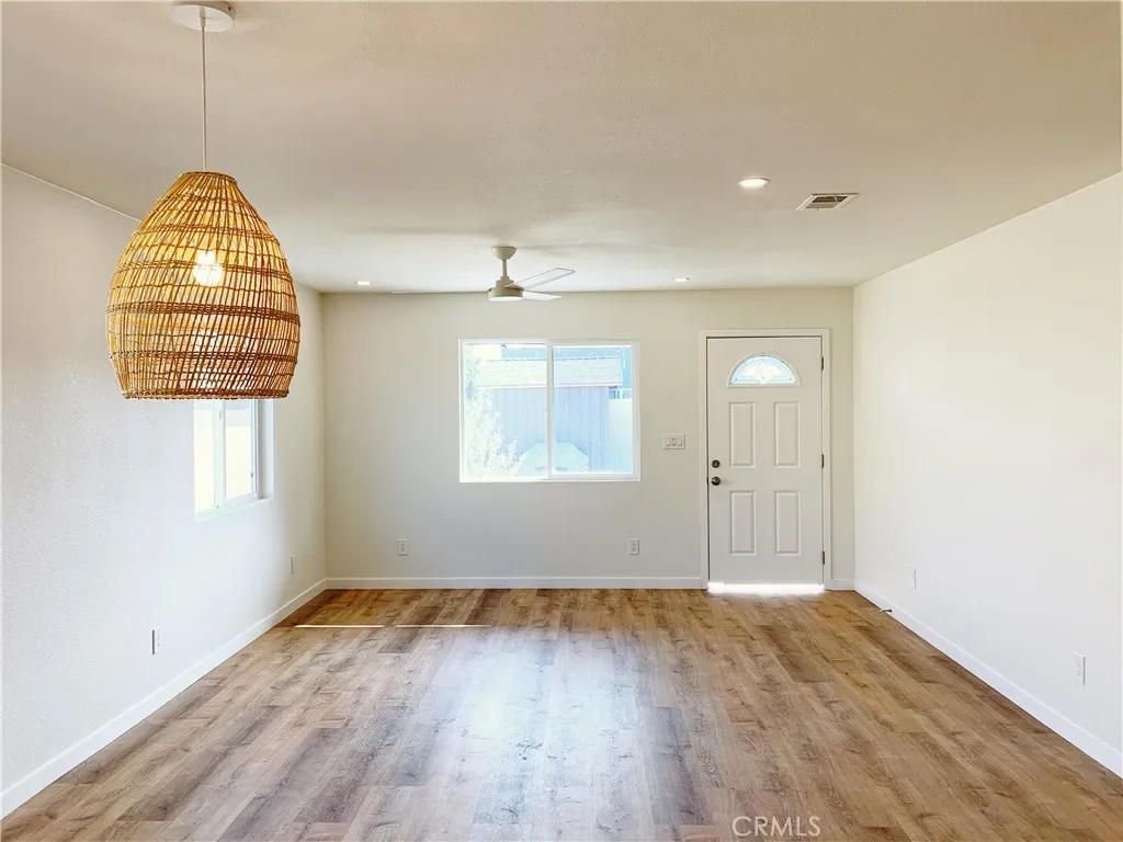 11835 Gale Ave, Hawthorne, California 90250 home-pic-39