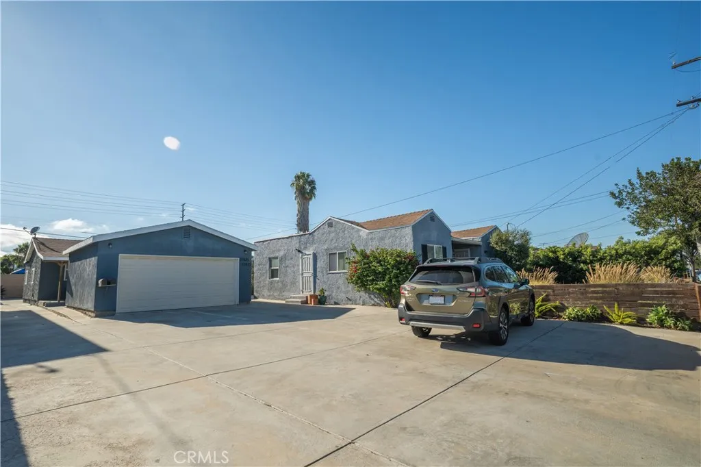 11835 Gale Ave, Hawthorne, California 90250 home-pic-26