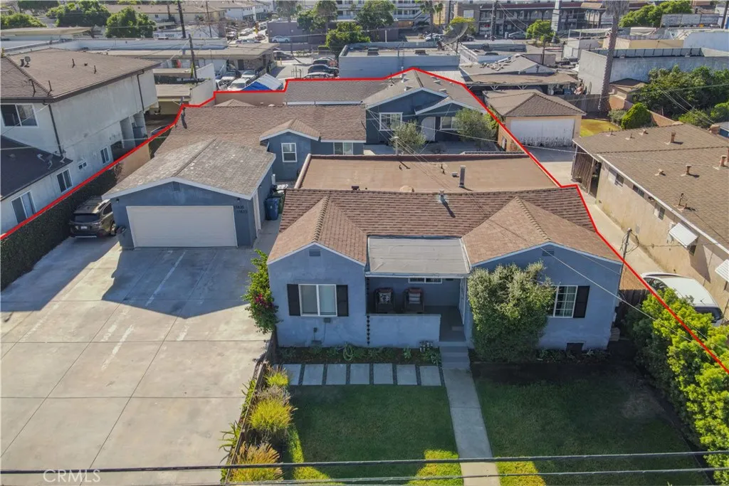 11835 Gale Ave, Hawthorne, California 90250 home-pic-1