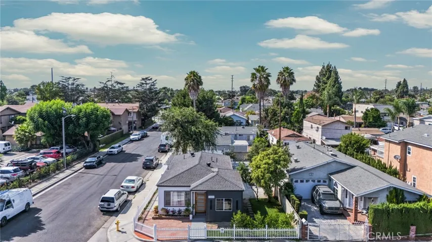 13661 Earnshaw Avenue, Downey, California 90242