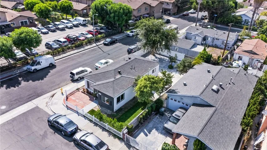 13661 Earnshaw Avenue, Downey, California 90242