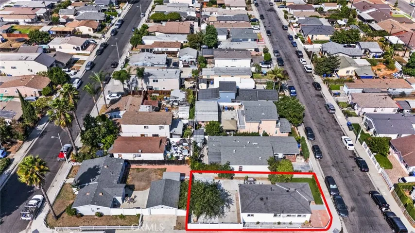 13661 Earnshaw Avenue, Downey, California 90242