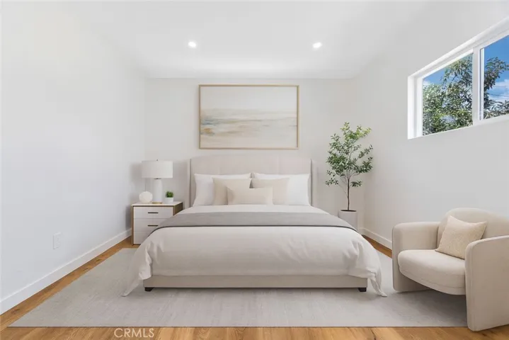 13661 Earnshaw Avenue, Downey, California 90242
