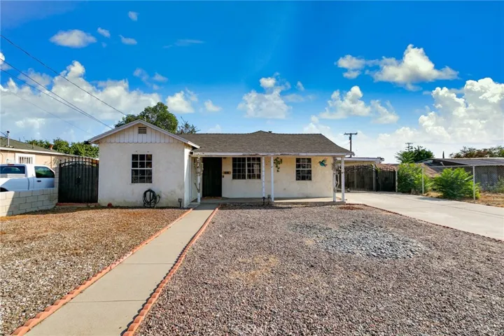 14935 Hibiscus Avenue, Fontana, California 92335