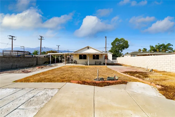 14935 Hibiscus Avenue, Fontana, California 92335