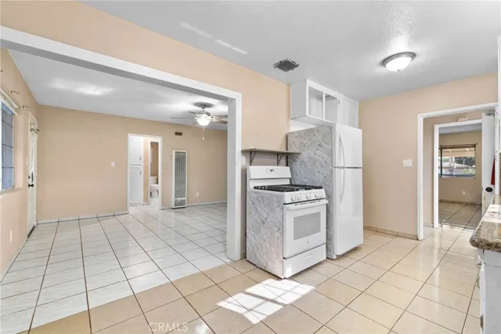 14935 Hibiscus Avenue, Fontana, California 92335