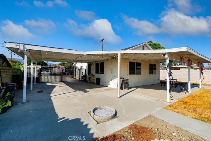 14935 Hibiscus Avenue, Fontana, California 92335