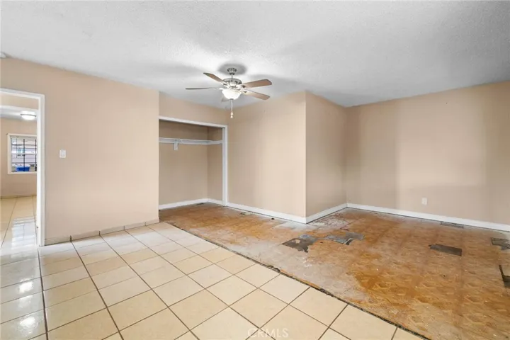 14935 Hibiscus Avenue, Fontana, California 92335