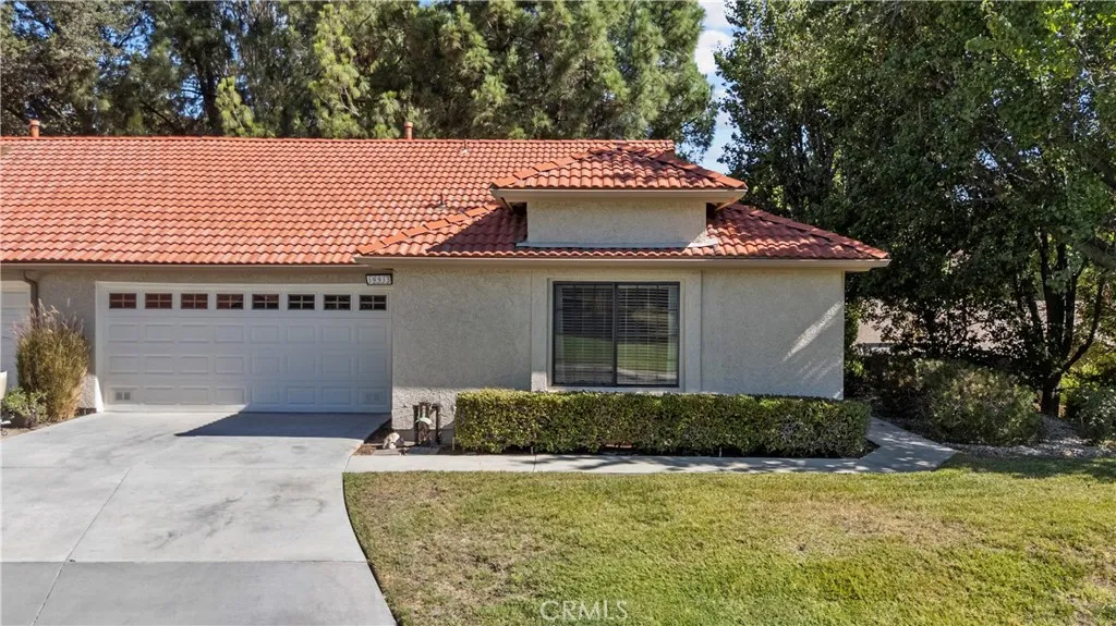 19915 Avenue Of The Oaks, Newhall, California 91321 home-pic-0