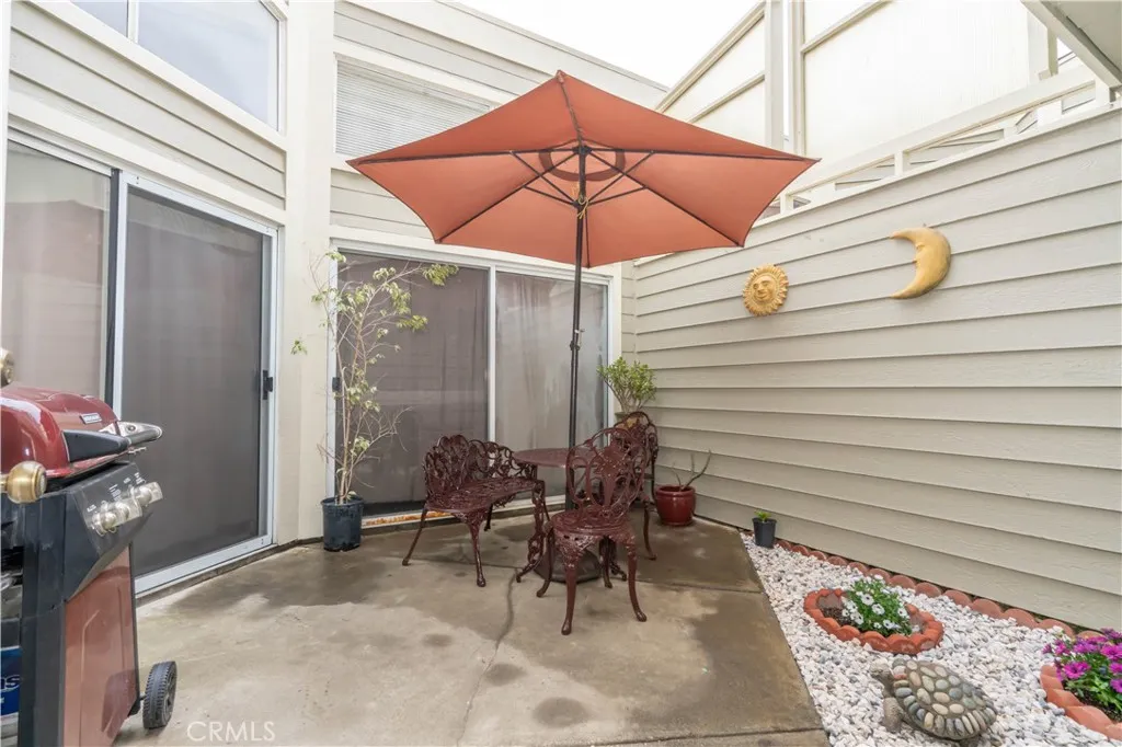 11377 Osborne Place 34, Sylmar, California 91342 home-pic-14