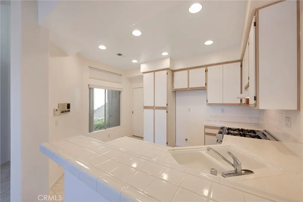 19415 Cascade, Trabuco Canyon, California 92679 home-pic-12