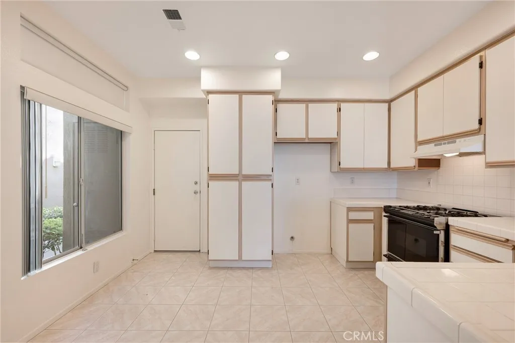 19415 Cascade, Trabuco Canyon, California 92679 home-pic-13