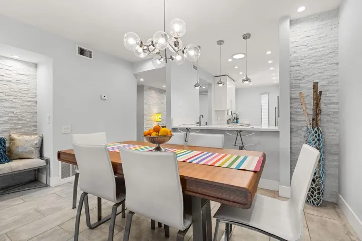 Arenas 23.jpg-2025-6-19 20.46.16