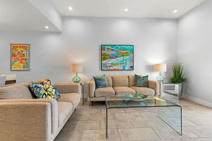 Arenas 24.jpg-2025-6-19 20.46.16