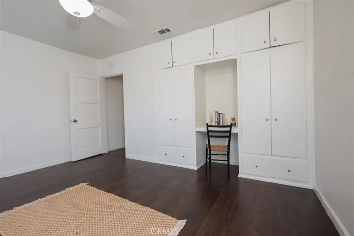 Built-in desk & closets